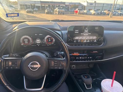 2022 Nissan Rogue Platinum