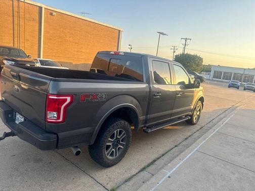 Magnetic 2017 Ford F-150 XLT