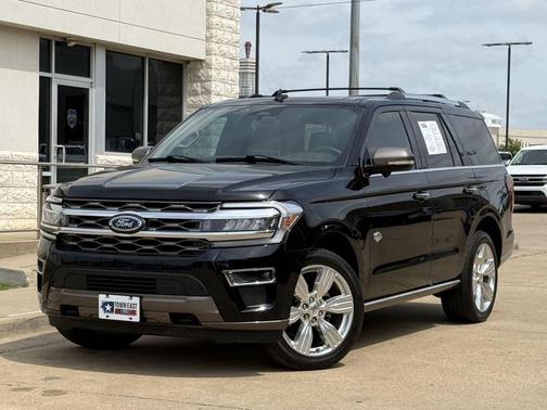 Agate Black Metallic 2024 Ford Expedition King Ranch