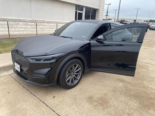 2024 Ford Mustang Mach-E Select