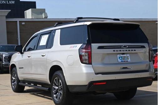 2023 Chevrolet Suburban 4WD Z71