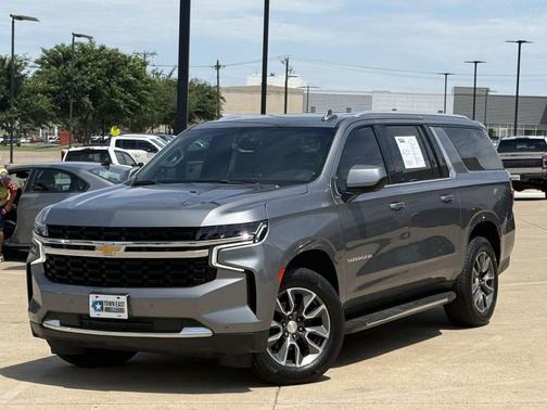 Satin Steel Metallic 2021 Chevrolet Suburban LS