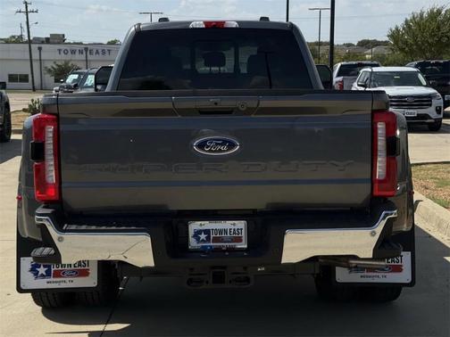 2026 Ford F-350 Lariat