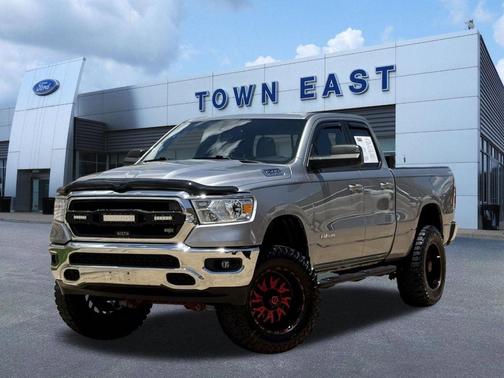 Billet Silver Metallic Clearcoat 2021 RAM 1500 Big Horn/Lone Star