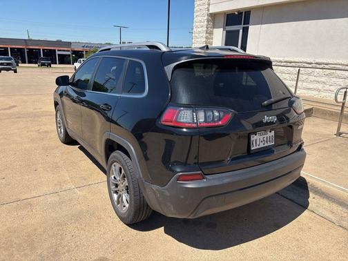 Diamond Black Crystal Pearlcoat 2019 Jeep Cherokee Latitude Plus