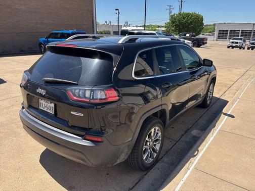 Diamond Black Crystal Pearlcoat 2019 Jeep Cherokee Latitude Plus