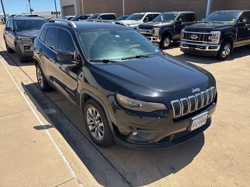 Diamond Black Crystal Pearlcoat 2019 Jeep Cherokee Latitude Plus
