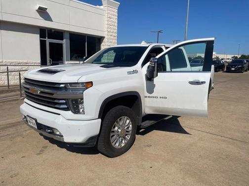 2022 Chevrolet Silverado 2500 High Country