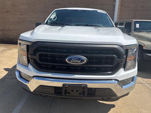 Oxford White 2023 Ford F-150 XL