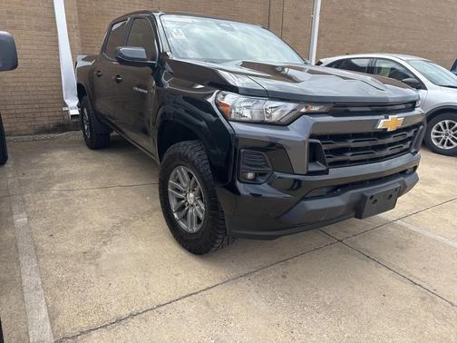 2023 Chevrolet Colorado LT