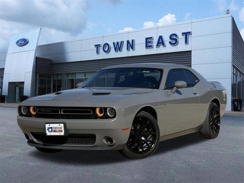 2019 Dodge Challenger SXT