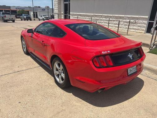 Race Red 2017 Ford Mustang V6