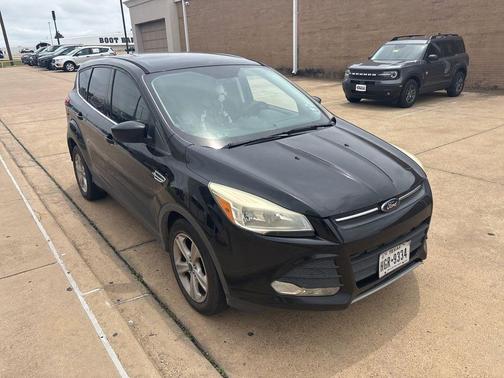 Shadow Black 2016 Ford Escape SE