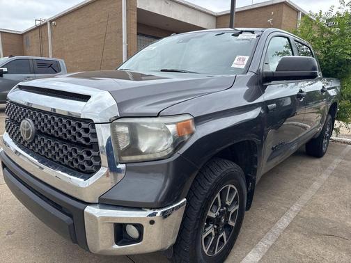 Magnetic Gray Metallic 2018 Toyota Tundra SR5