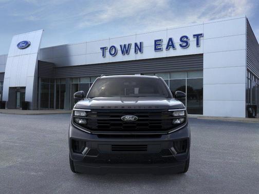 Agate Black Metallic 2026 Ford Expedition Max Platinum