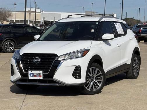 2023 Nissan Kicks SV