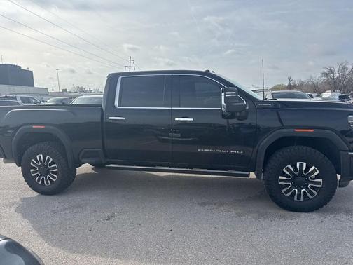 2024 GMC Sierra 2500 Denali Ultimate