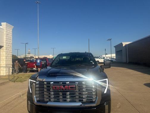 2024 GMC Sierra 3500 Denali