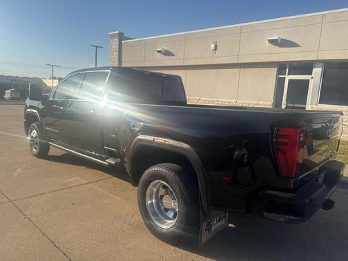 2024 GMC Sierra 3500 Denali