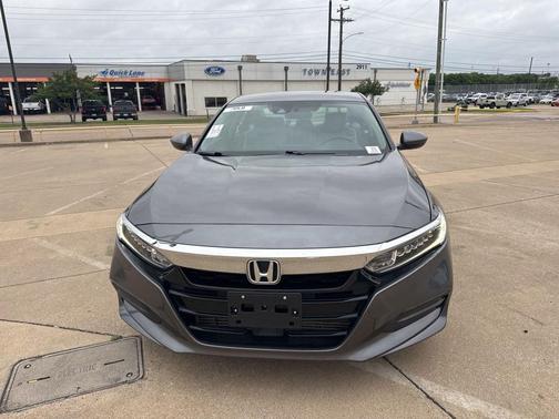 Modern Steel Metallic 2018 Honda Accord LX