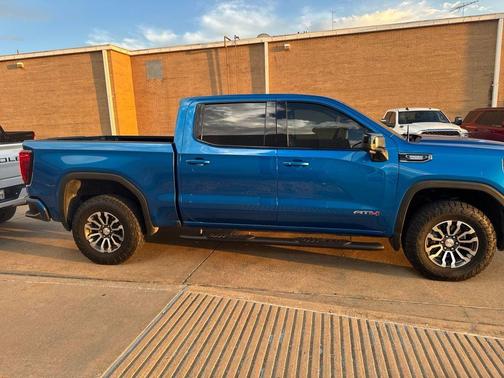 Dynamic Blue Metallic 2023 GMC Sierra 1500 AT4