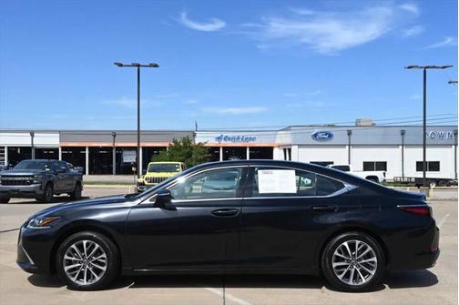 2023 Lexus ES 350 Base