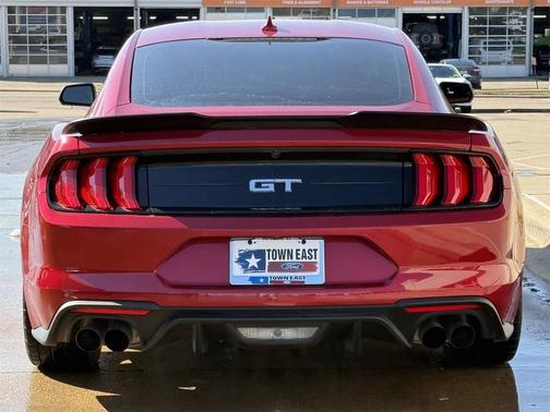 2022 Ford Mustang GT Premium