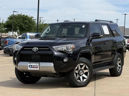 Midnight Black Metallic 2022 Toyota 4Runner TRD Off Road Premium
