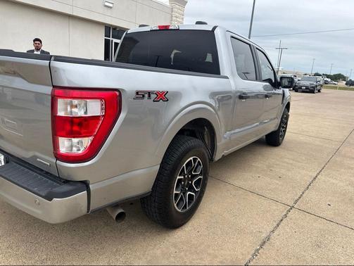 Iconic Silver Metallic 2023 Ford F-150 XL