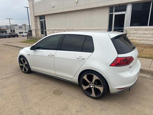 2016 Volkswagen Golf GTI 2.0T S 4-Door