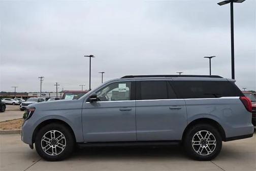 2025 Ford Expedition Max Active 4x2