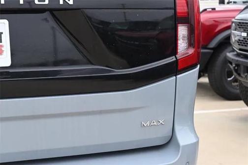 2025 Ford Expedition Max Active 4x2