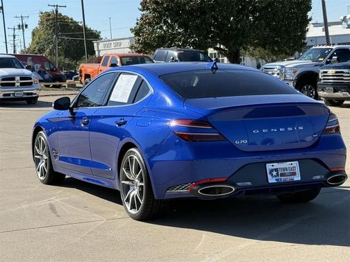 2023 Genesis G70 3.3T RWD