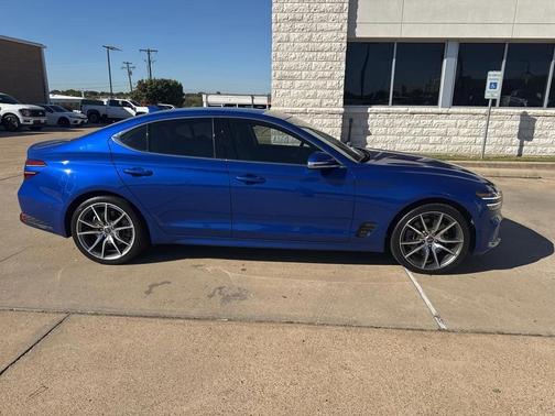 2023 Genesis G70 3.3T RWD