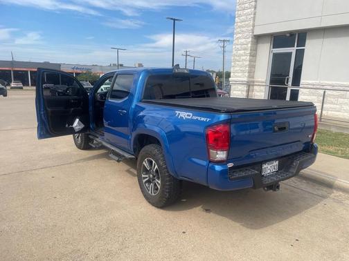 2017 Toyota Tacoma SR5