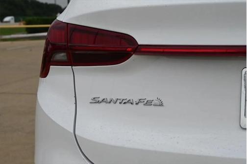 2023 Hyundai SANTA FE SEL 2.4