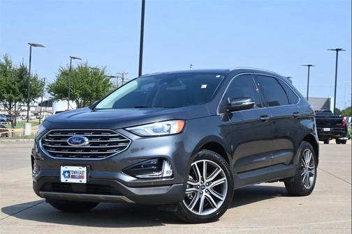 2020 Ford Edge Titanium