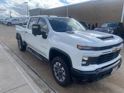2024 Chevrolet Silverado 2500 Custom