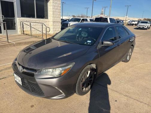 2017 Toyota Camry SE