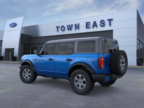 Velocity Blue Metallic 2026 Ford Bronco Big Bend