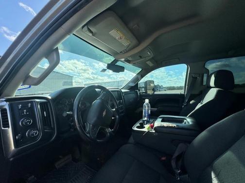 2017 Chevrolet Silverado 2500 LT