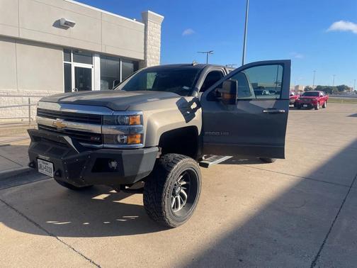 2017 Chevrolet Silverado 2500 LT