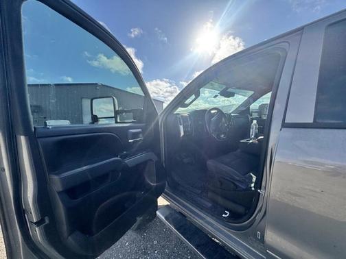 2017 Chevrolet Silverado 2500 LT