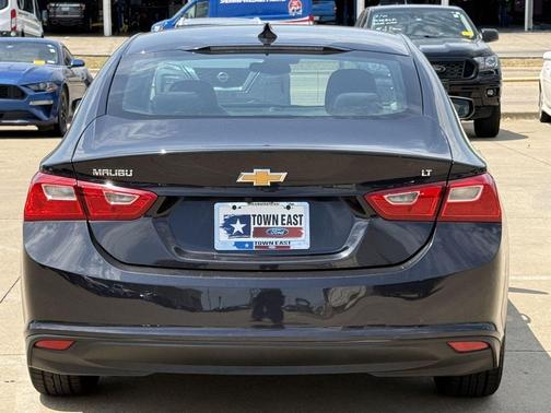 Dark Ash Metallic 2023 Chevrolet Malibu FWD 1LT