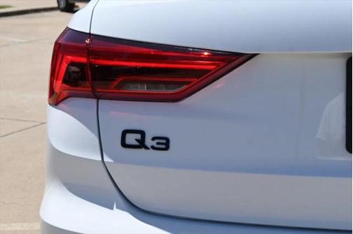 2021 Audi Q3 45 S line Premium