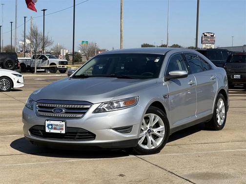 2011 Ford Taurus SEL