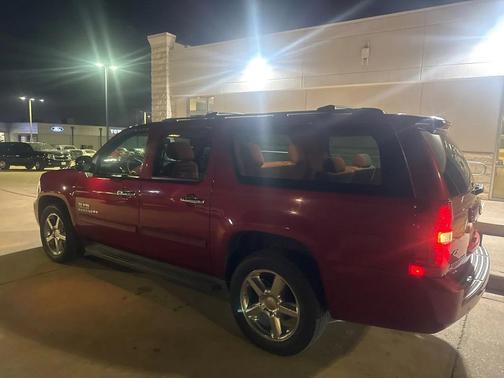 2013 Chevrolet Suburban 1500 LS