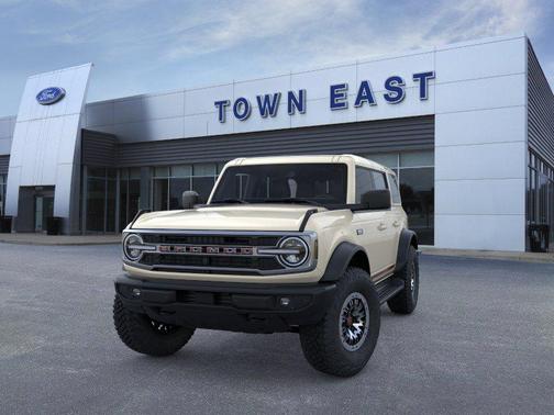 Wimbledon White 2026 Ford Bronco Outer Banks