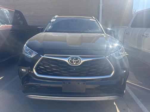 2020 Toyota Highlander Platinum