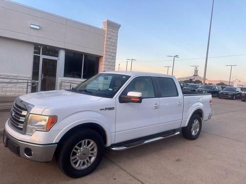 Oxford White 2014 Ford F-150 Lariat
